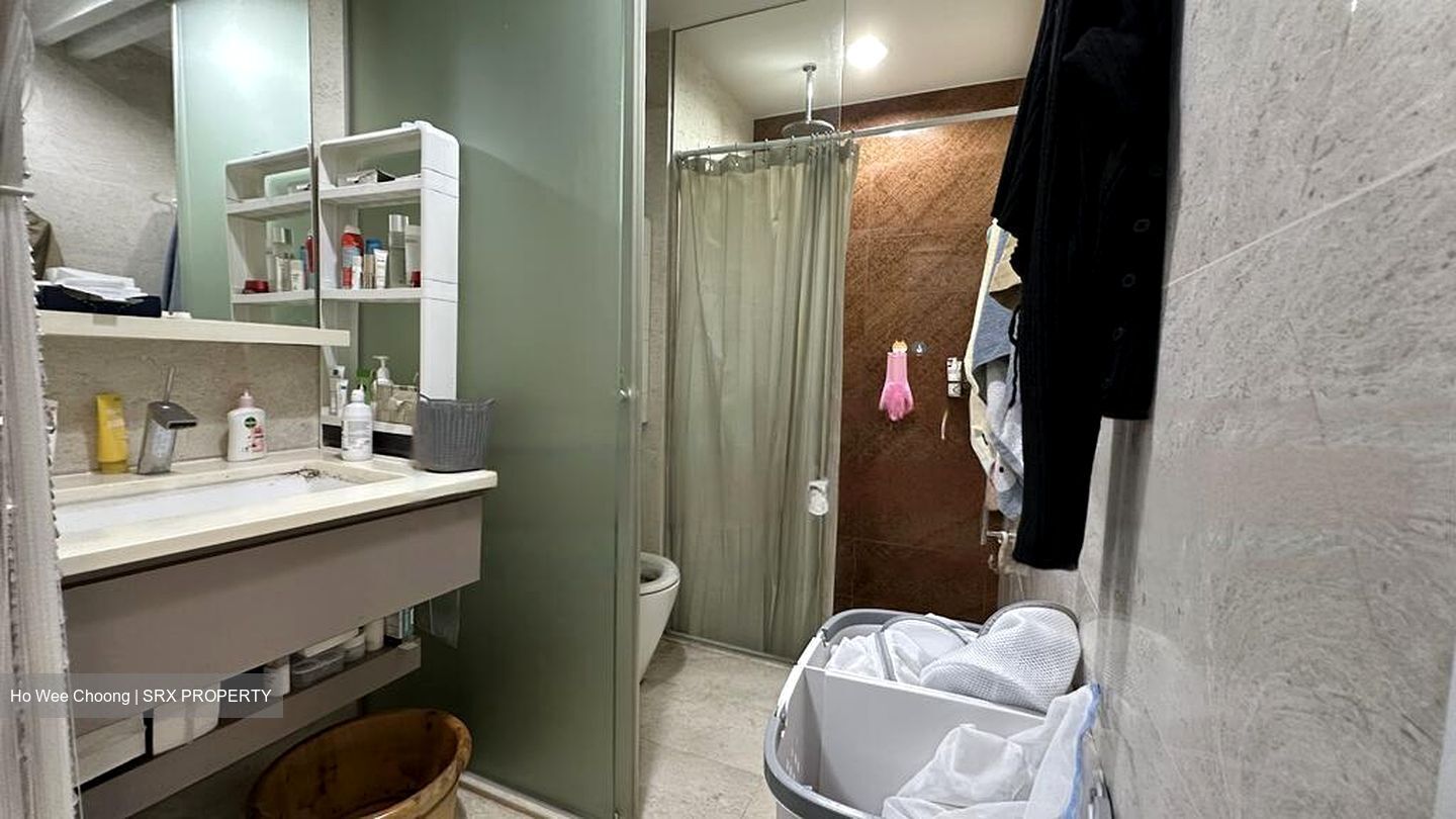 euHabitat (D14), Condominium #481012191